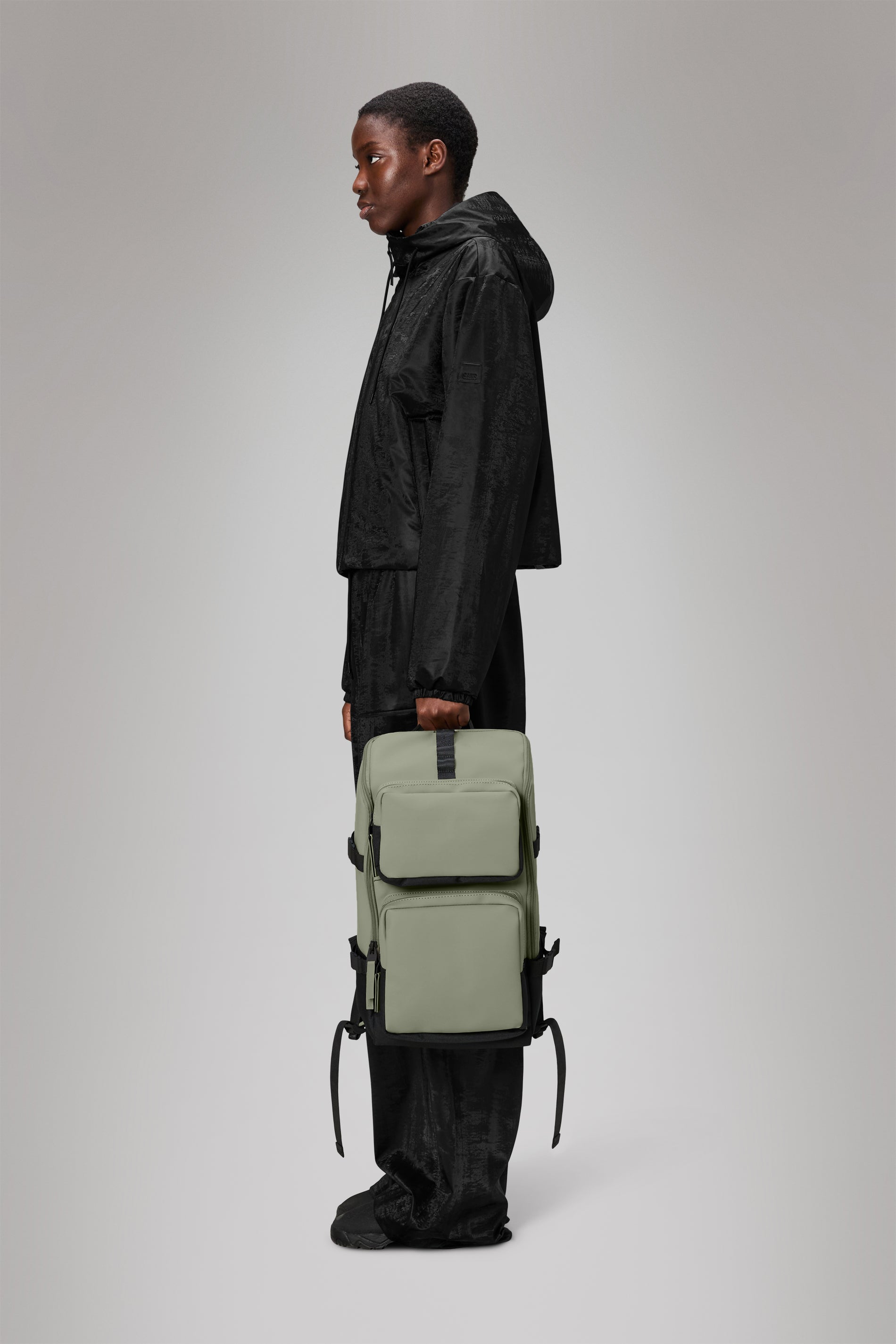 RAINS Trail Cargo Backpack Drift 14L H45 x D12 x W26 cm Backpack