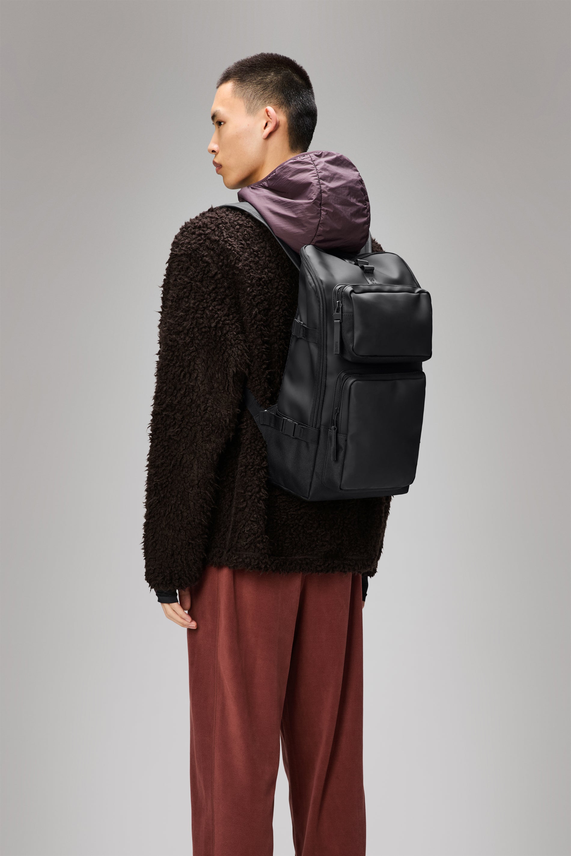 RAINS Trail Cargo Backpack Black 14L H45 x D12 x W26 cm Backpack