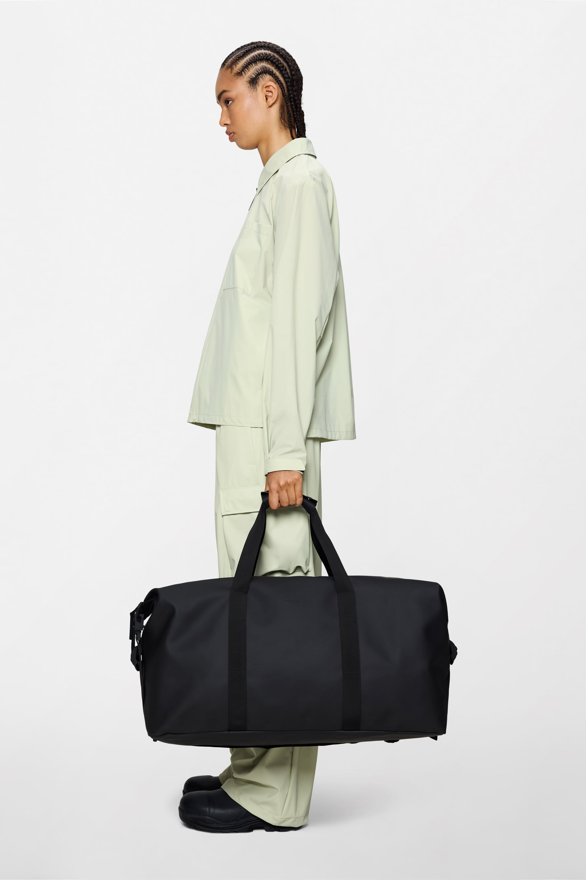 RAINS Hilo Weekend Bag Large Black 47L H29 x D28 x W60 cm Weekender