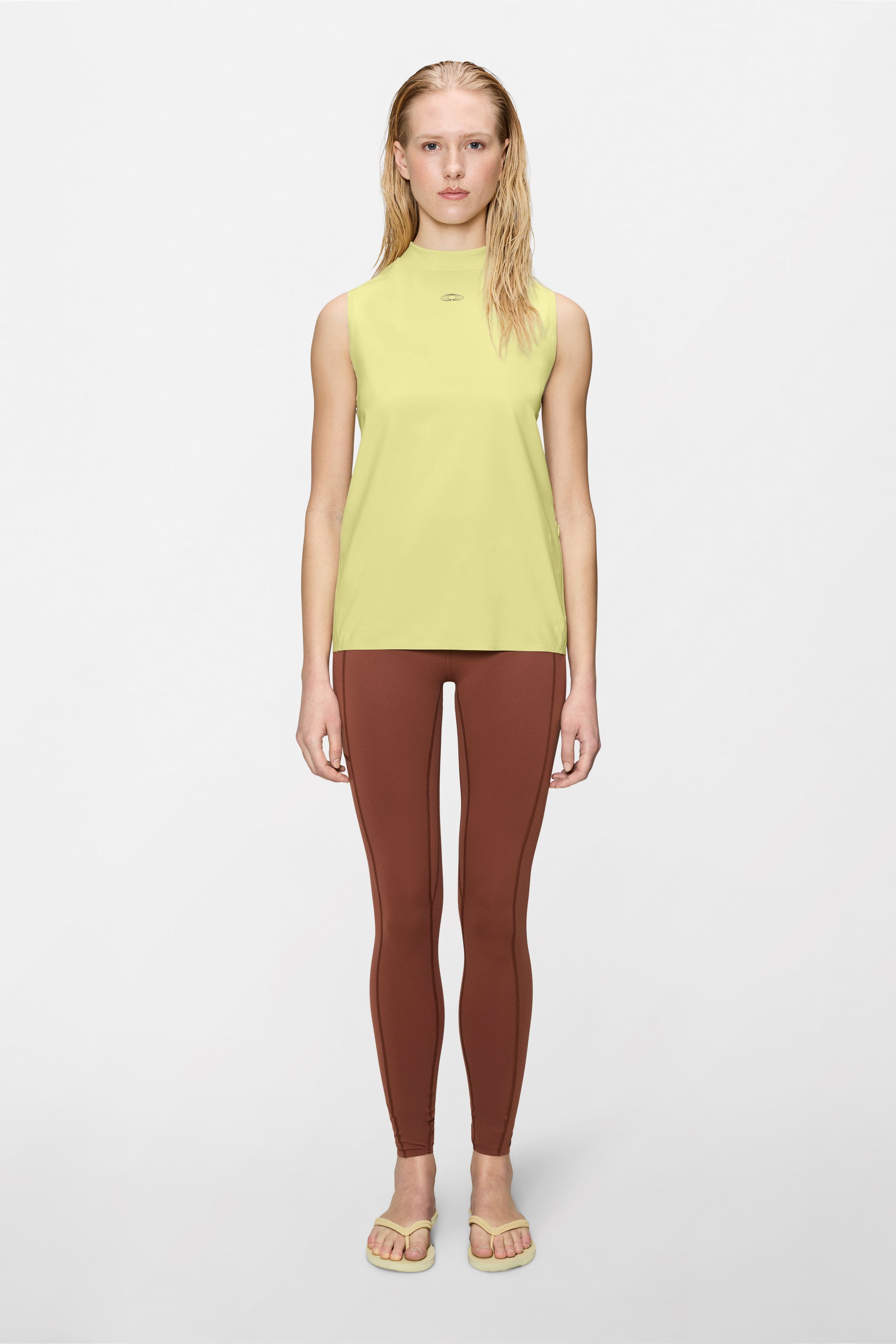 RAINS Warm-Up Tank Top Pace Short Sleeve