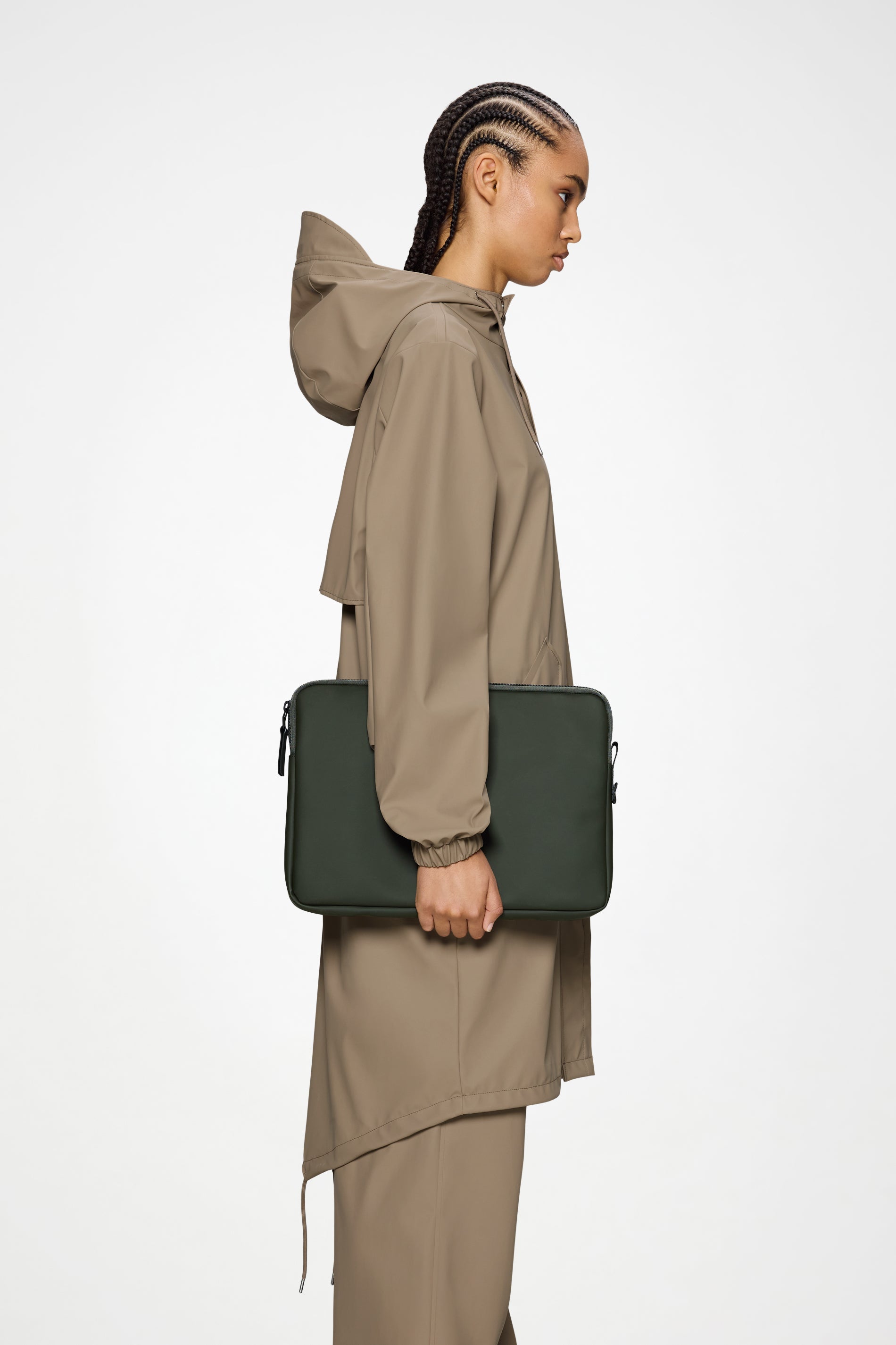 RAINS Trail Laptop Case 15″/16″ Green 2.60L H27 x D2.50 x W38 cm Laptop Case