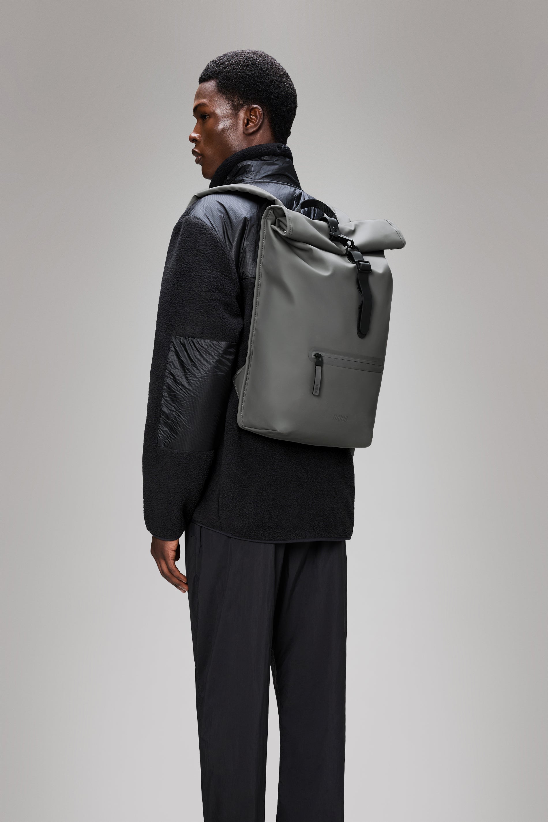 RAINS Rolltop Rucksack Grey 17L H60 x D11 x W32 cm Backpack