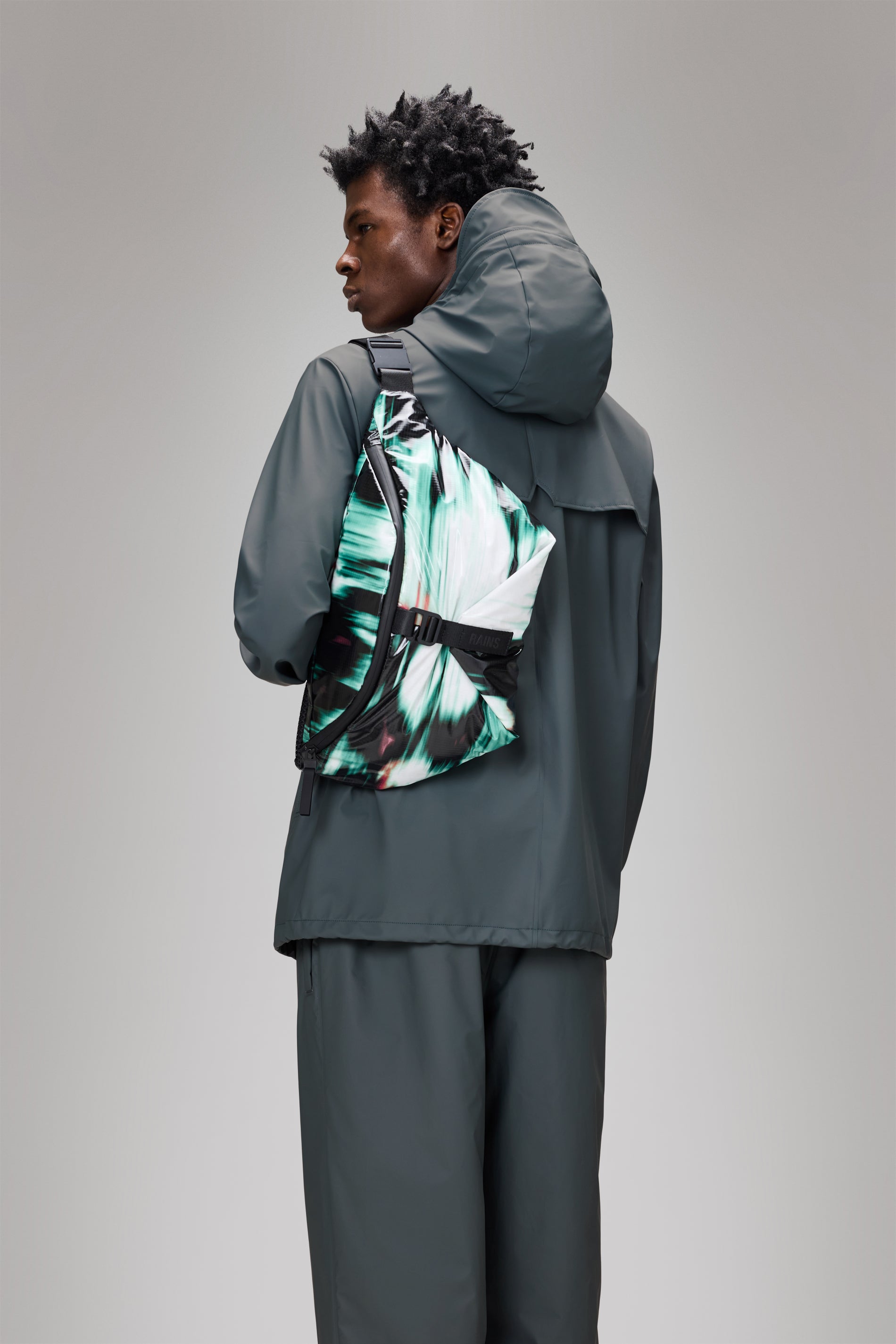 RAINS Sibu Bum Bag Large Blur 10L H23.50 x D12 x W37.50 cm Bum bag