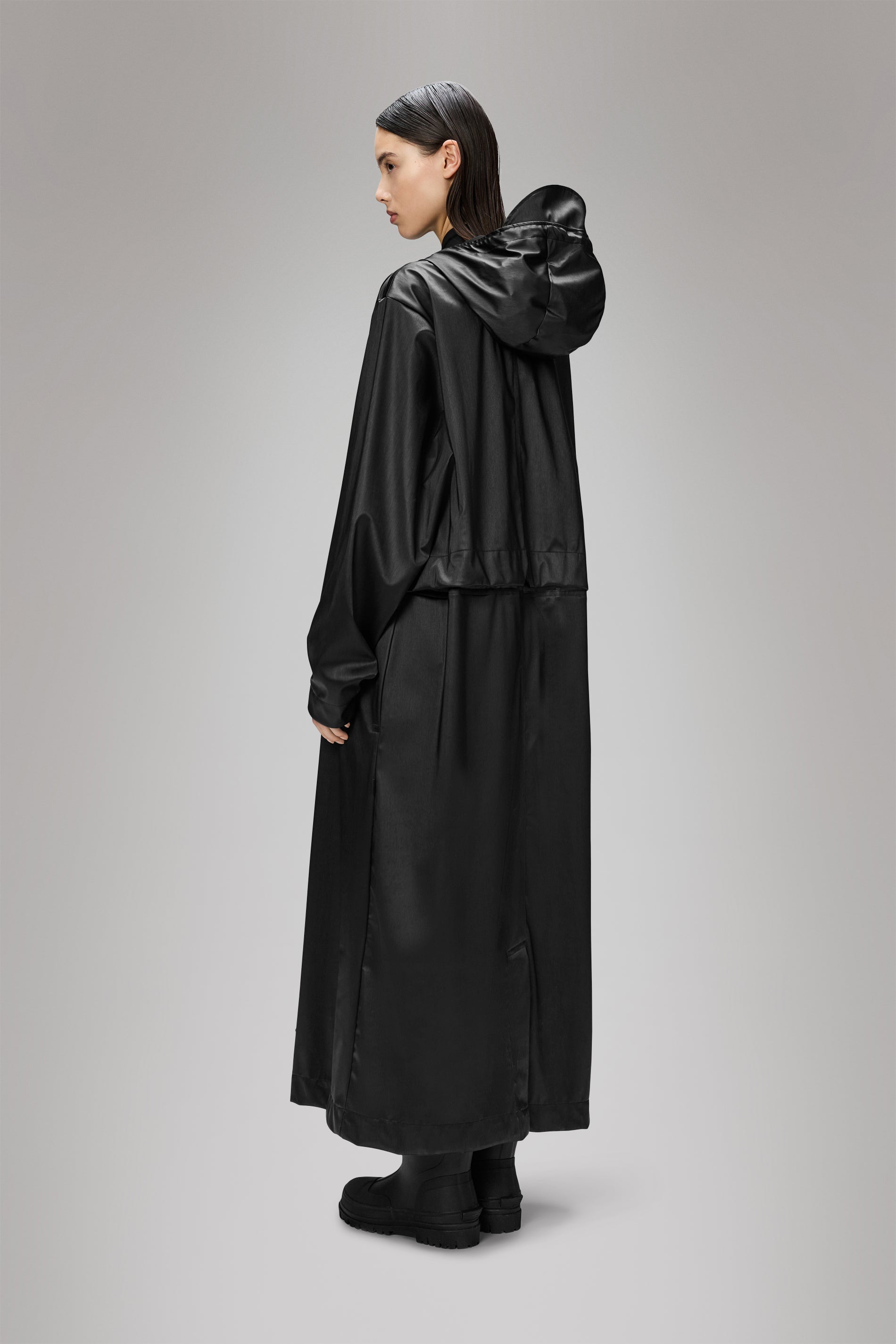 RAINS Bold Longest Jacket Black Grain Jacket