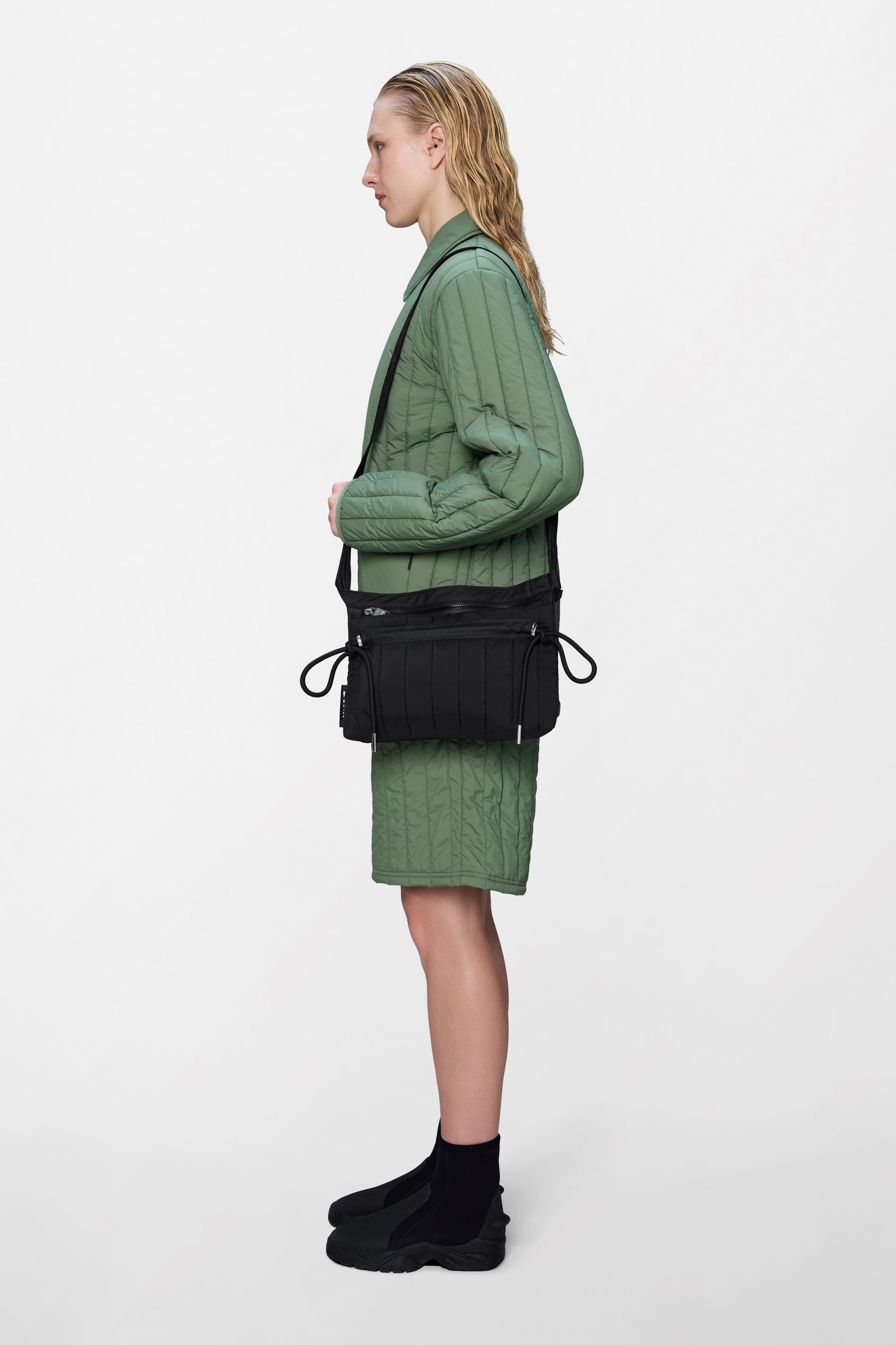 RAINS Koya Vision Crossbody Black 3L H22 x D4 x W29 cm Crossbody