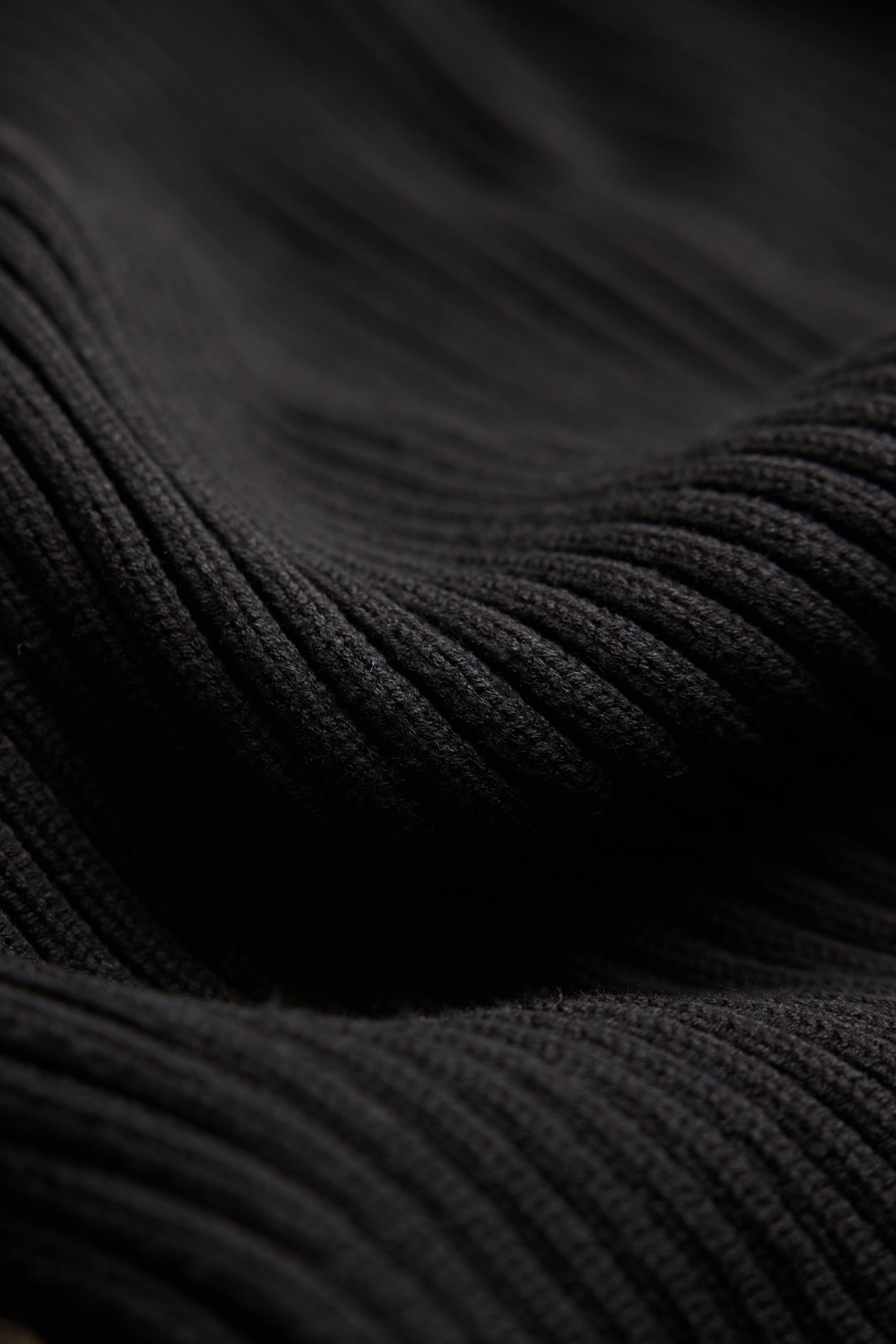 RAINS Sapa Knit Crew Neck Black Long Sleeve