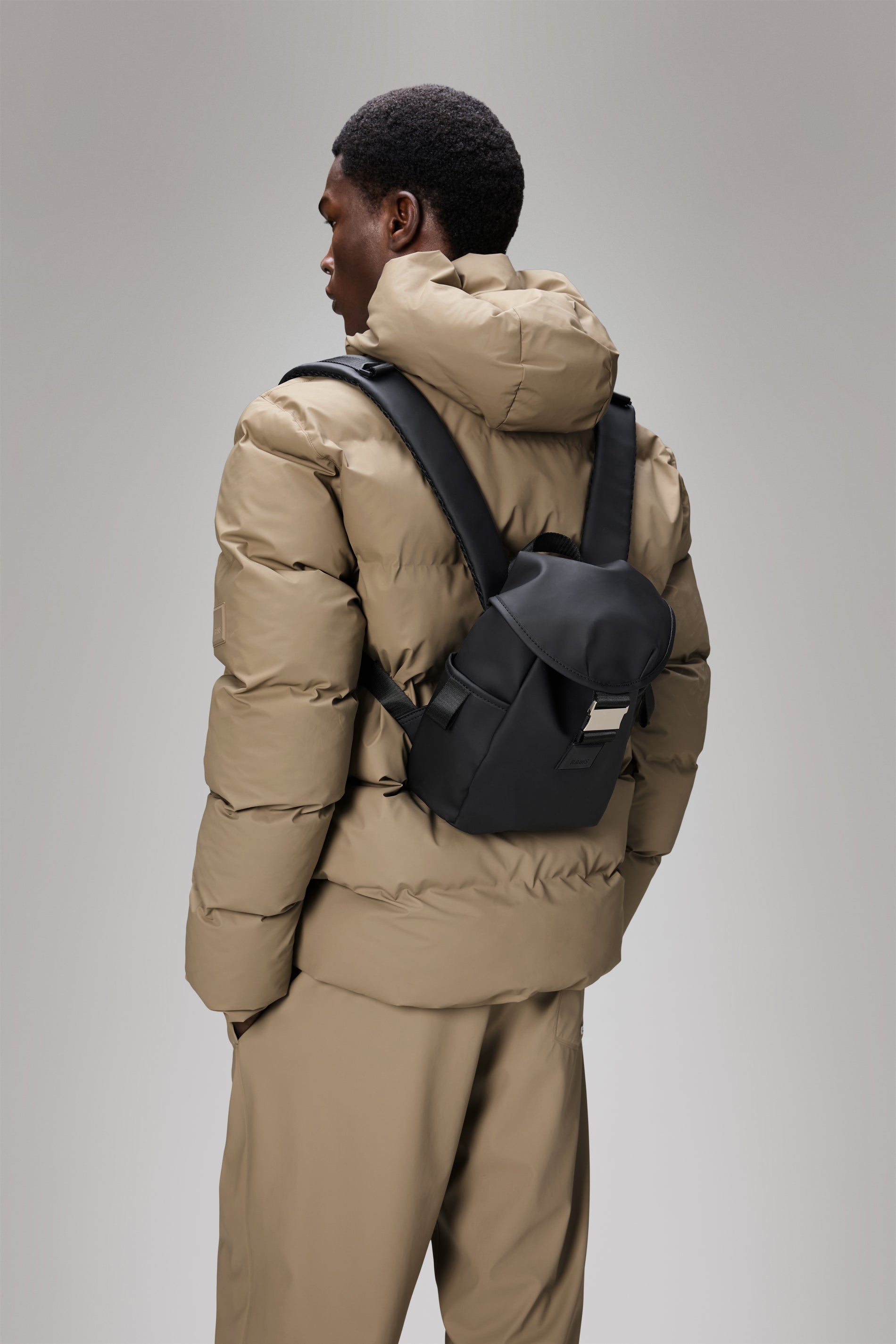 RAINS Valera Bucket Backpack Mini Black 6.80L H26 x D10 x W22 cm Backpack