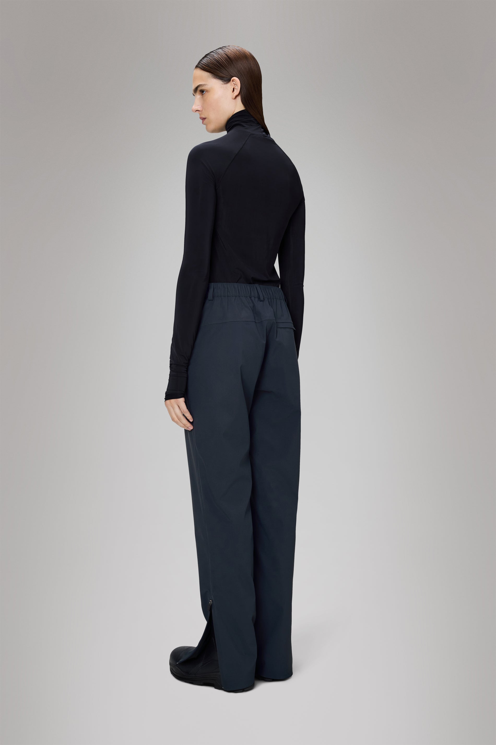 RAINS Suva Hardshell Pants Regular Navy Pants