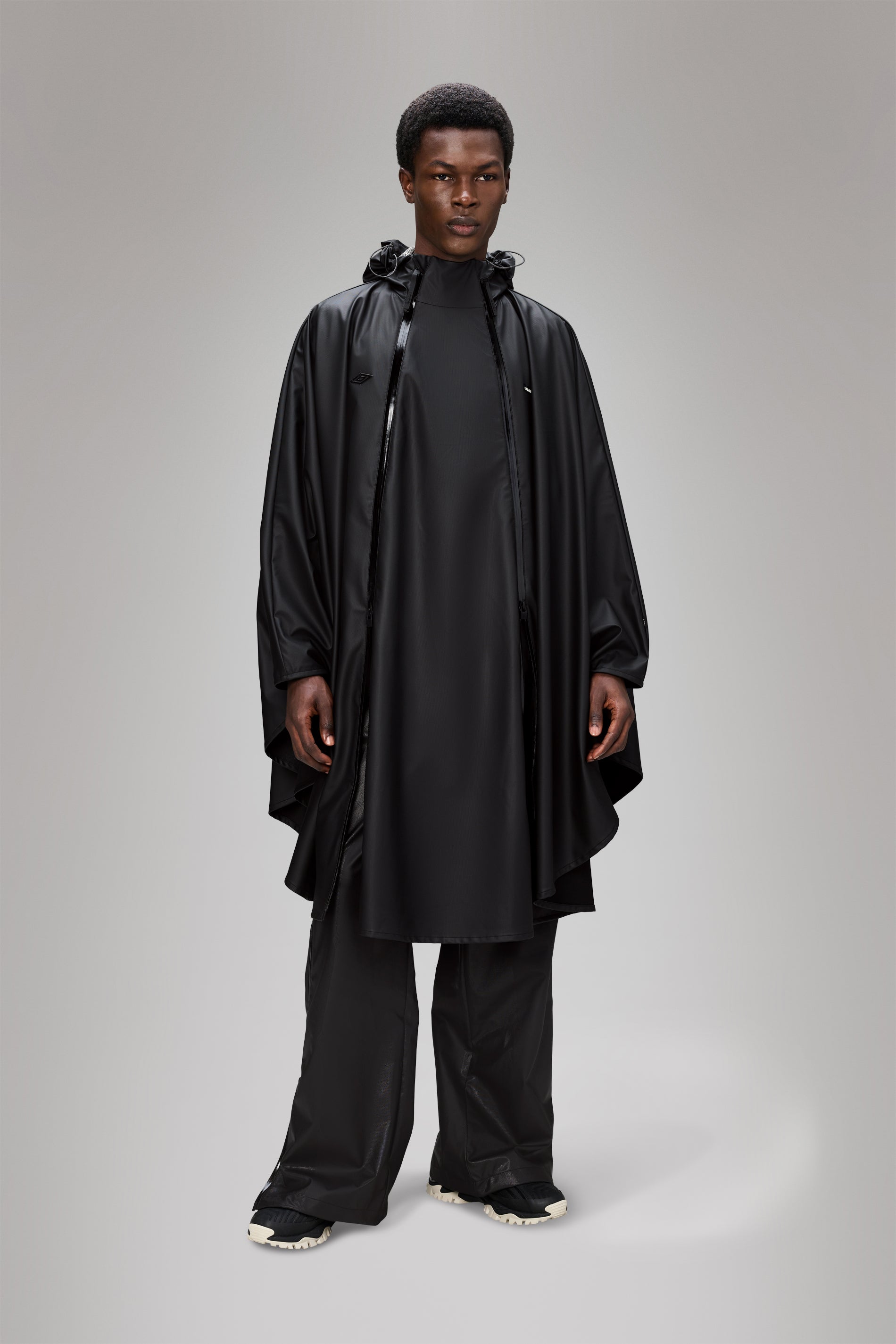 Rains Rains x Umbro Apollo Cape Black Cape