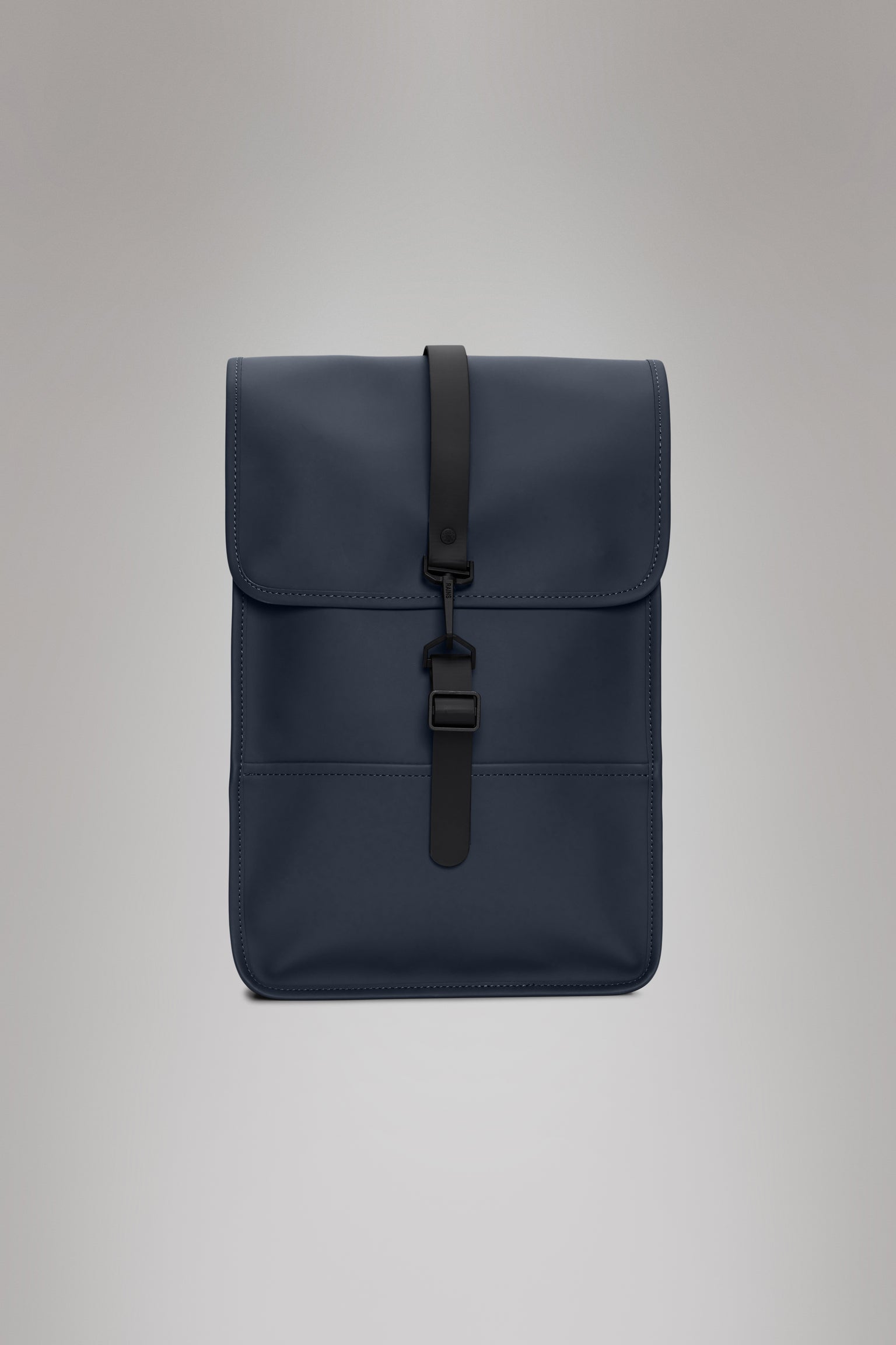 Rains® Navy Backpack Mini för 799 kr | 2 Års Garanti