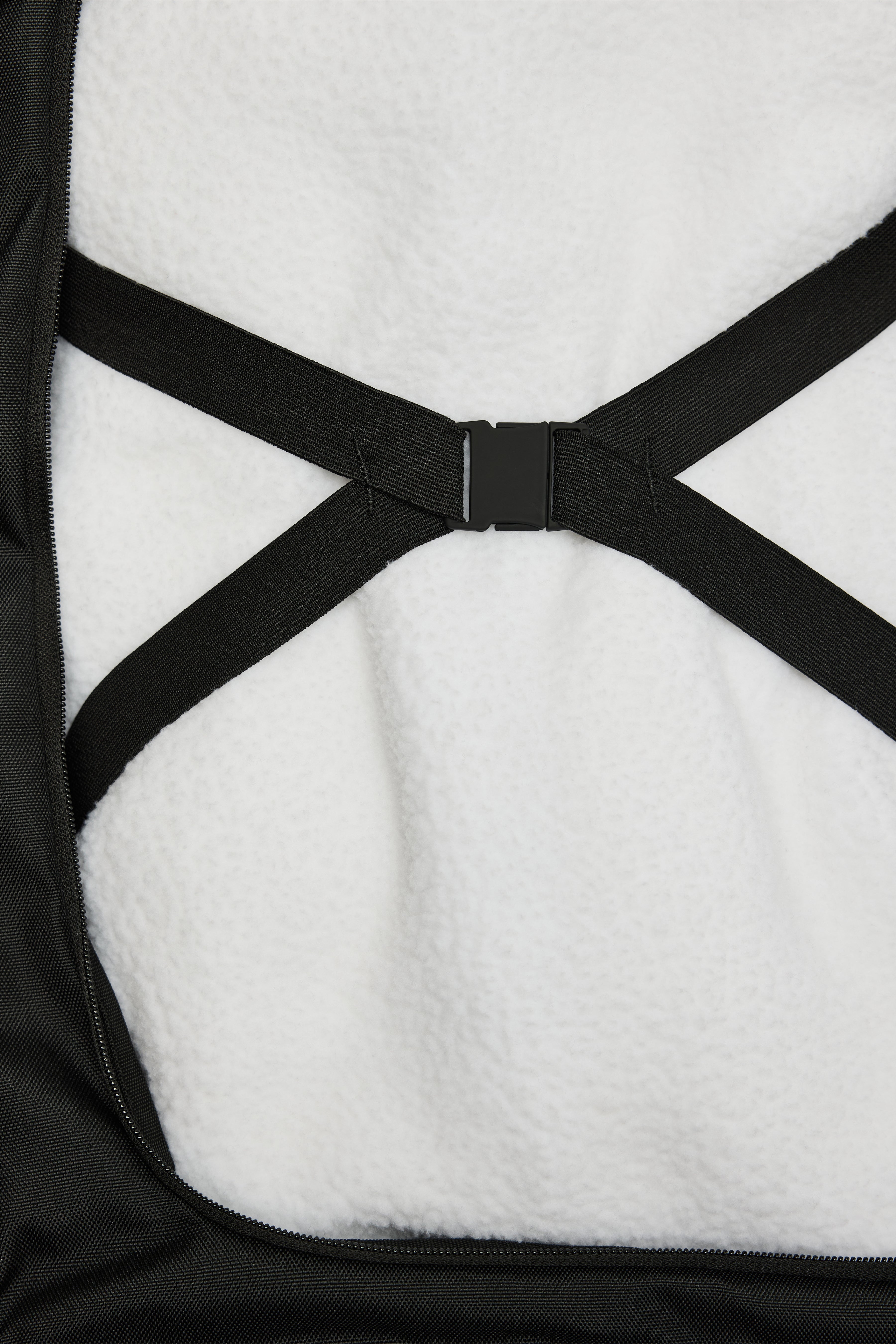 RAINS Texel Check-in Bag Black 62L H66 x D29 x W40 cm Suitcase