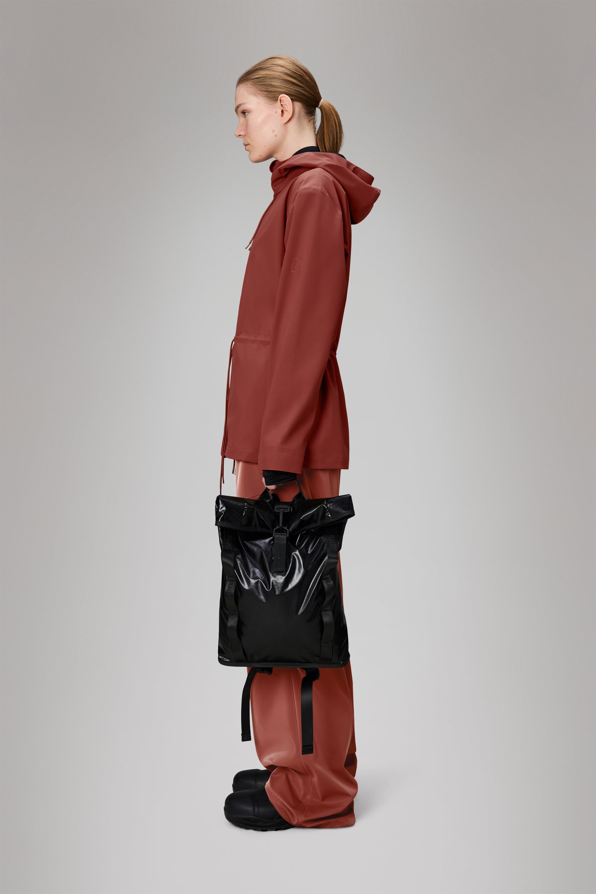 RAINS Sibu Rolltop Rucksack Mini Black 10L H39 x D10 x W27 cm Backpack